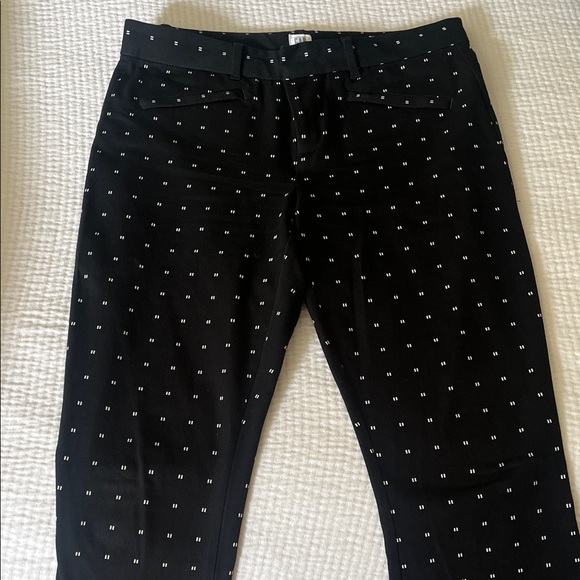 GAP Black and White Patterned Cropped Pants - Picture 1 of 1